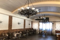 Семейный ресторан Перчик, с рейтингом 4.1 - находится по адресу Челябинск, улица Молодогвардейцев, 27а 