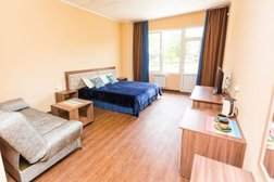 База отдыха Звезда, с рейтингом 4.3 - находится по адресу Приморский край, пос. Попова, Заводская улица, 8а лит В 