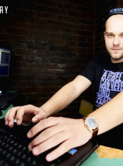 Водитель, ведущий/тамада Дмитрий Сергеевич Дорошенко