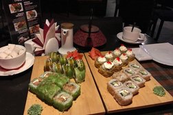 Кафе Roll bar, с рейтингом 3 - находится по адресу Ханты-Мансийский автономный округ, Нефтеюганск, 2-й микрорайон, ст5/1 