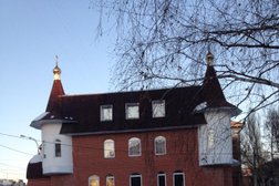 Храм в честь святой блаженной Матроны Московской, с рейтингом 3.8 - находится по адресу Самара, улица Победы, 93а 