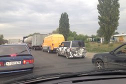 Продуктовый рынок Коммерсант, с рейтингом 2 - находится по адресу Ставропольский край, Невинномысск, улица Баумана, 10а 