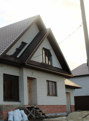 Риелтор, мастер по строительству домов Денис Кузьмин