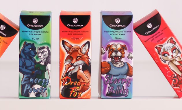 Бір топ еркек қыздың қынапшасына сұқпалады