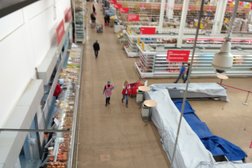 Торгово-развлекательный центр Южный, с рейтингом 3.5 - находится по адресу Республика Татарстан, Казань, проспект Победы, 91 