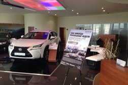 Официальный дилер Toyota, Lexus Аксель, с рейтингом 4.9 - находится по адресу Мурманск, Кольский проспект, 83 