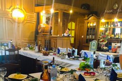 Ресторан Алекс хаус, с рейтингом 3.8 - находится по адресу Санкт-Петербург, Санкт-Петербургский проспект, 44 