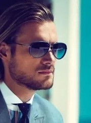 Веб-дизайнер, верстальщик Александр Николаевич Андреев