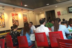 Ресторан быстрого питания Burger King, с рейтингом 2.7 - находится по адресу Москва, Барклая улица, 10а 