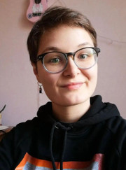Дизайнер, учитель рисования Дарья Юрьевна Маслова