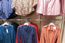 Бутик одежды и аксессуаров DeFacto, с рейтингом 1.5 - находится по адресу Алматы, Ташкентский тракт, 17к 