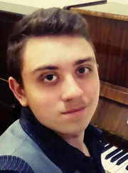 Преподаватель музыки, преподаватель сольфеджио Арсен Вардгесович Мелконян