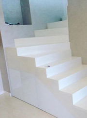 Разнорабочий, маляр-штукатур Карен Арсенович Мадатов