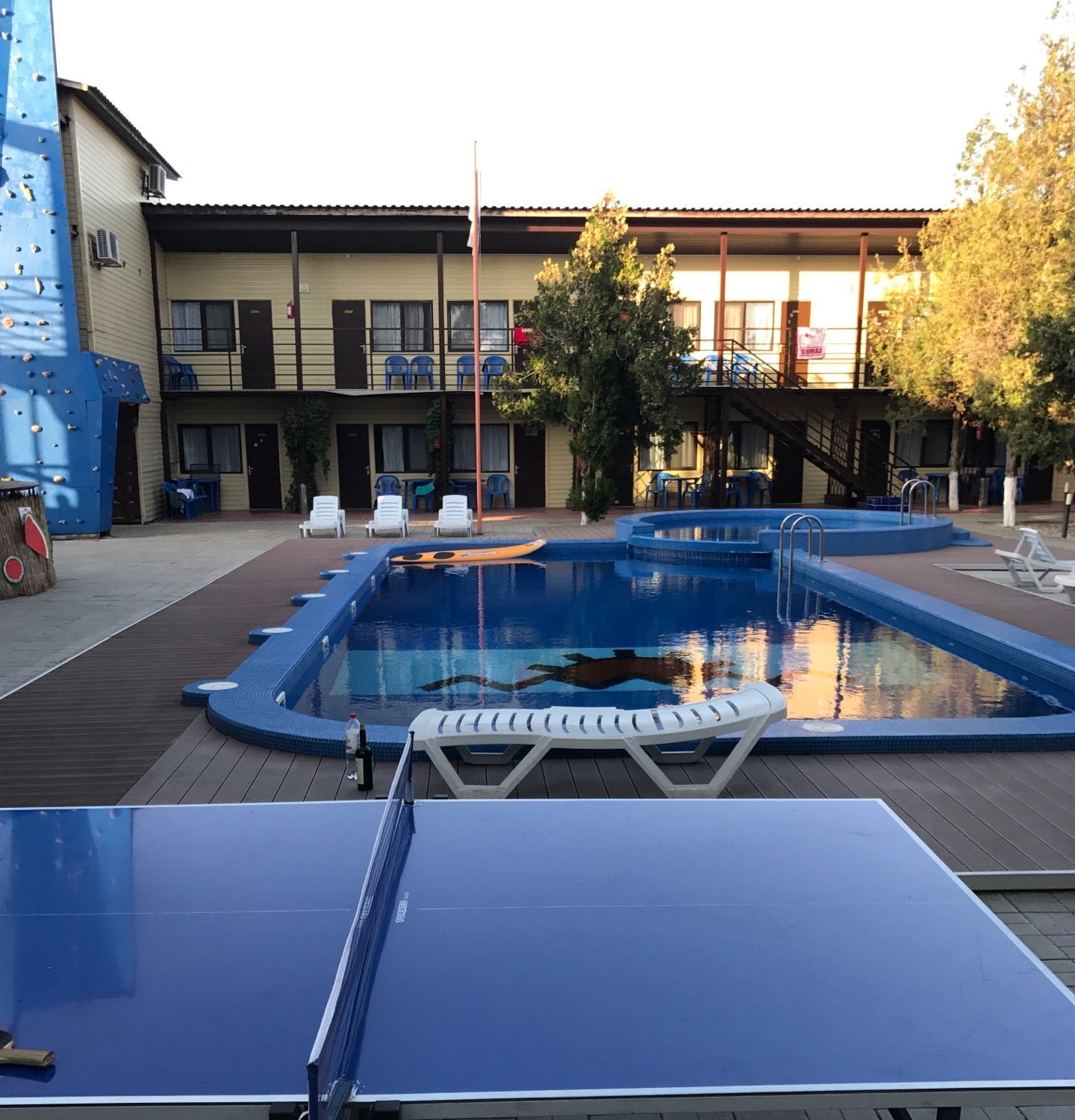 Металлический дом в Ейске бассейн