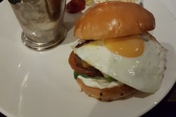 Служба доставки Corner grill, с рейтингом 4 - находится по адресу Москва, Алтуфьевское шоссе, 16 