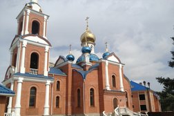 Воскресная школа Храм Азовской иконы Божией Матери, с рейтингом 3.4 - находится по адресу Ростовская область, Азов, улица Макаровского, 25д 