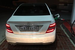 Автозаправка Лукойл, с рейтингом 5 - находится по адресу Сочи, Виноградная улица, 220а 