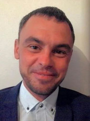 Каменщик, маляр-штукатур Иван Михалыч Подзолков