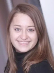 Преподаватель сольфеджио, педагог по вокалу Алёна Валерьевна Шарыгина
