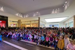 ТЦ Отрада, с рейтингом 3.4 - находится по адресу Московская область, пгт Отрадное, Пятницкое шоссе 7 километр, вл2 