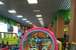 Детский развлекательный комплекс Джунгли, с рейтингом 5 - находится по адресу Владимирская область, Александров, улица Ленина, 13 ст1 