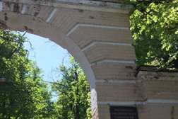 Конный двор Узкое, с рейтингом 4.2 - находится по адресу Москва, Профсоюзная улица, 123а ст7 