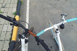 Автозаправка Роснефть, с рейтингом 2.4 - находится по адресу Иркутск, Байкальская улица, 250Б/1 