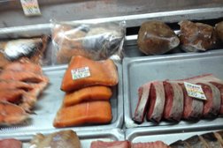 Универсальный торговый комплекс, с рейтингом 3.5 - находится по адресу Волгоградская область, Волжский, Пионерская улица, 38а 