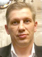 Маляр, маляр-штукатур Игорь Владимирович Карих