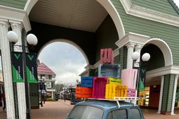 ТЦ Vnukovo Outlet Village, с рейтингом 4.1 - находится по адресу Москва, деревня Лапшинка, вл8 к1 