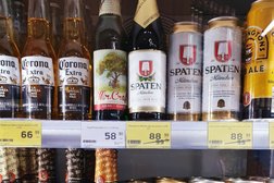 Прачечная Цветное и белое, с рейтингом 2.7 - находится по адресу Ленинградская область, Кудрово, Областная улица, 7 