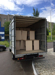 Грузчик Денис Абрамов