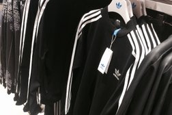 Магазин Adidas, с рейтингом 3.8 - находится по адресу Москва, Россия 