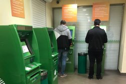 Сбербанк России, с рейтингом 2.6 - находится по адресу Москва, Днепропетровская, 3 к5 