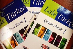 Школа иностранных языков Divelang, с рейтингом 4.2 - находится по адресу Москва, Мясницкая улица, 22/2 