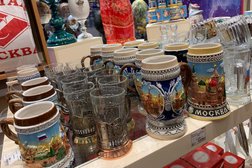 Антикварный салон Сказка, с рейтингом 3.5 - находится по адресу Москва, Карманицкий переулок, 5 
