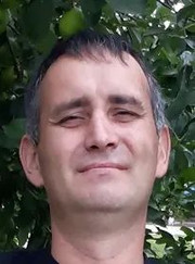 Шиномонтажник, автомеханик Михаил Васильевич Шихов