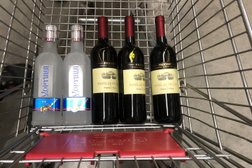 Супермаркет Magnum Express, с рейтингом 2 - находится по адресу Алматы, Сейфуллина проспект, 182в 