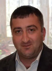 Мастер по ремонту квартир и коттеджей, маляр-штукатур Аркадий Самвелович Маилян