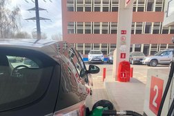 Автозаправка Лукойл, с рейтингом 5 - находится по адресу Москва, Пятницкое шоссе, 52 
