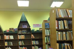 Городская юношеская библиотека, с рейтингом 4.3 - находится по адресу Калининград, улица Гайдара, 87-89 