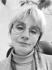 Бухгалтер, налоговый консультант Елена Николаевна Старикова