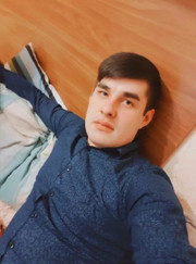 Водитель, охранник Язнур Илсурович Мухин