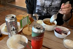 Кафе Каретный двор, с рейтингом 3.6 - находится по адресу Иркутская область, пос. Большая Глубокая, Трактовая улица, 7а 