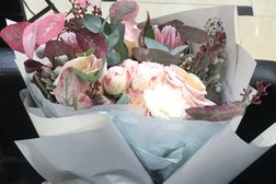 Студия HairPort, с рейтингом 4.5 - находится по адресу Нур-Султан, Қабанбай батыр проспект, 21 