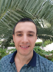 Массажист Павел Мозговой