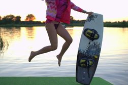 Парк Wake lake park, с рейтингом 3.6 - находится по адресу Рязань, район Лесопарк, ст1 