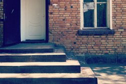 Каприз, с рейтингом 4 - находится по адресу Новгородская область, Боровичи, улица Фридриха Энгельса, 2 