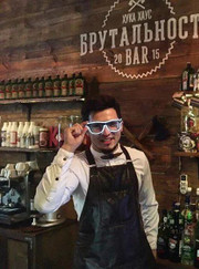 Бармен, организатор мероприятий bar Status