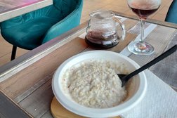 Кофейня Brosto coffee, с рейтингом 3.5 - находится по адресу Краснодарский край, пгт Красная Поляна, улица Турчинского, 70а 